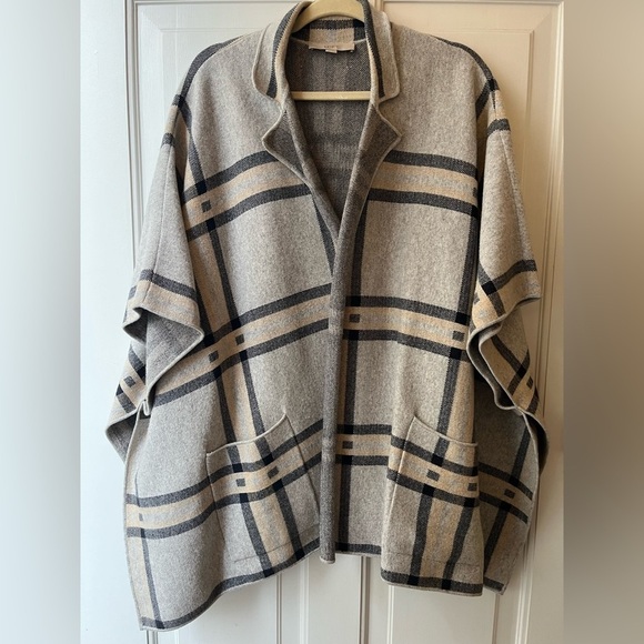 Ann Taylor Loft Plaid Cape Coat - Picture 3 of 10